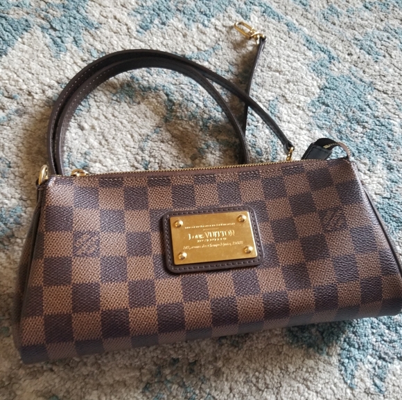 Louis Vuitton Eva - Picture 8 of 10